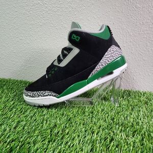 Air Jordan 3 Retro Pine Green Size 10.5
